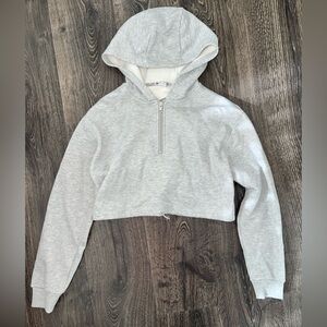 NEW Forever 21 scuba half sip hoodie